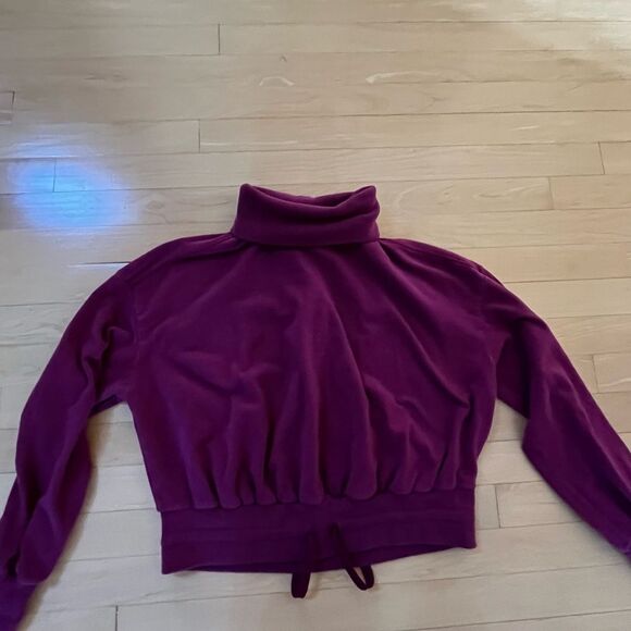Sweaty Betty Melody Luxe Fleece Sweatshirt in Amaranth Pink 6 - Picture 4 of 14